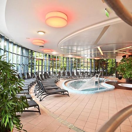 Hotel Eger & Park Экстерьер фото