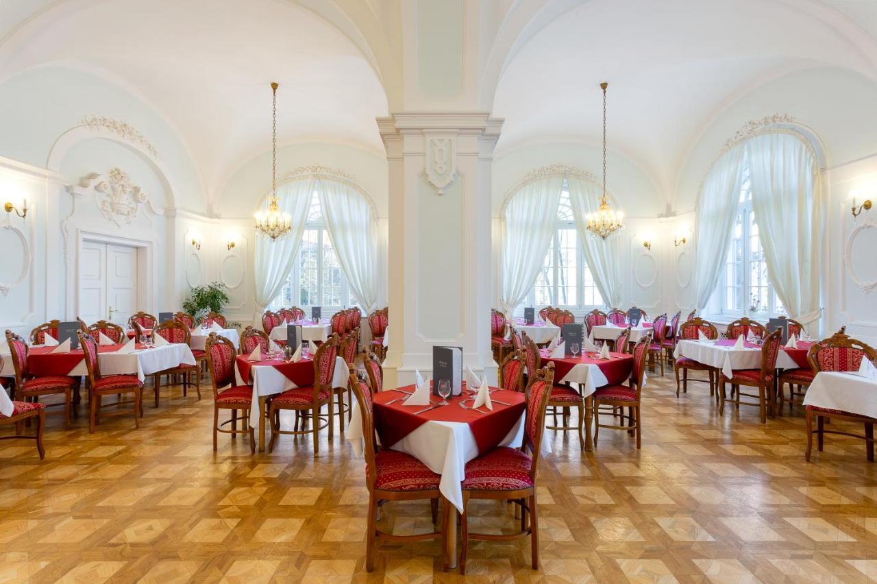 Hotel Eger & Park Экстерьер фото