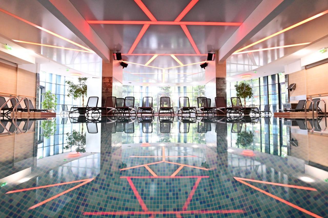 Hotel Eger & Park Экстерьер фото